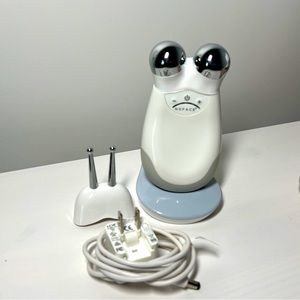 NuFACE Trinity + Eye and Lip Enhancer